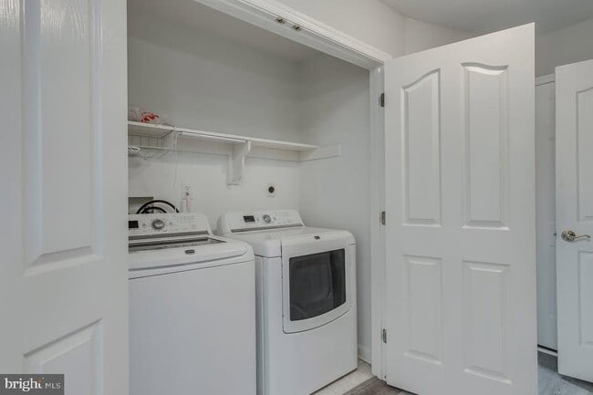 Building Photo - 20421 Kings Crest Blvd
