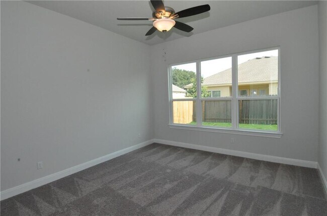 Building Photo - 3750 E Palm Valley Blvd