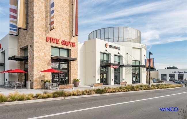 Building Photo - 372 Avalon Dr