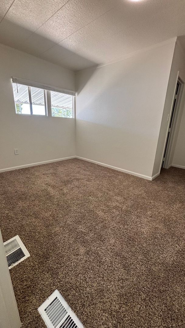 Building Photo - Updated 3 bedroom, 2 bathroom mobile!