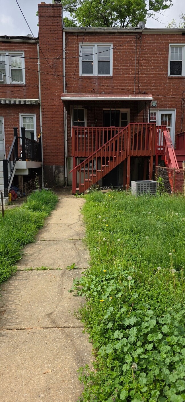 Building Photo - 2820 Edgecombe Cir S