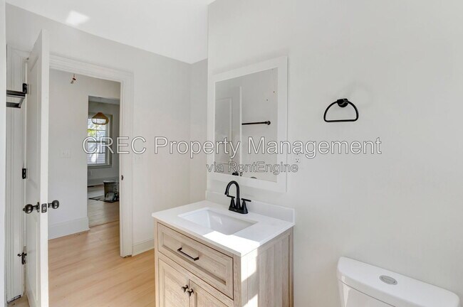 Building Photo - 2642 Ferrara Dr