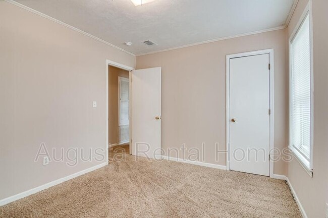 Building Photo - 3453 Pine Hill Rd