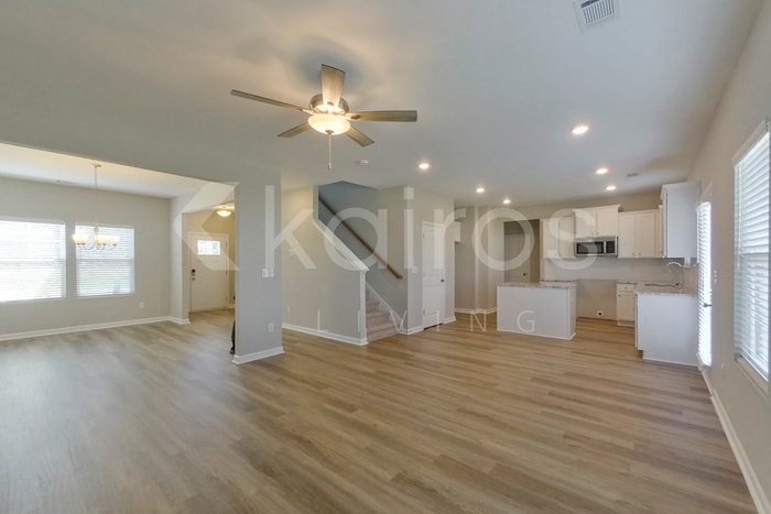 Building Photo - 7161 Foggy River Dr
