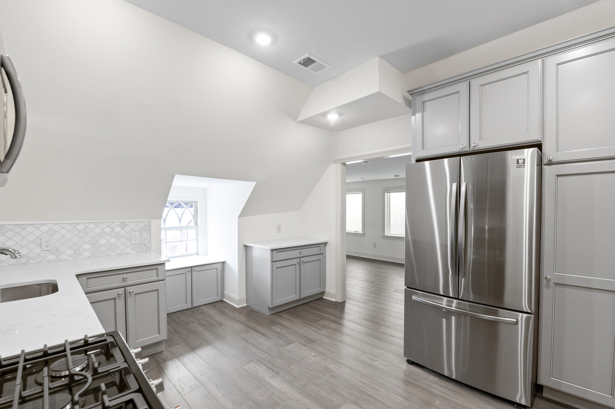 Kitchen - 240 W Tulpehocken St