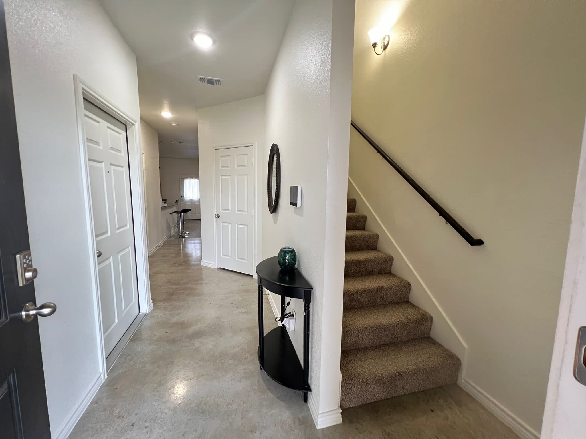 Entry way - 1813 Emma Naylor Ct