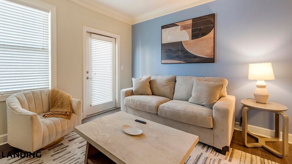 Building Photo - 3000 Daventry Cir