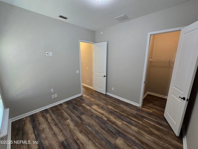 Building Photo - 204 Balvenie Dr