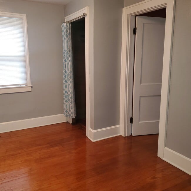 Building Photo - 1731 Highland St