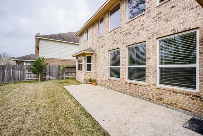 Building Photo - 3211 London Ln