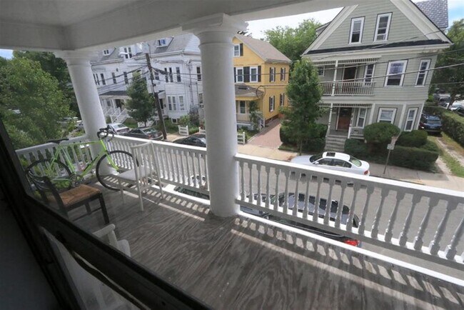 Building Photo - 19 Park Ave