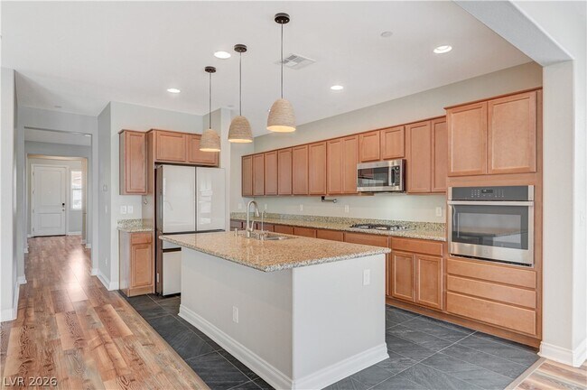 Building Photo - 276 Homeward Way