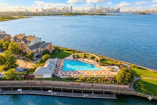 Building Photo - 36 Independence Way