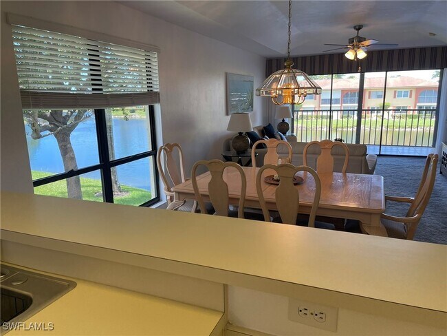 Building Photo - 4410 Chantelle Dr
