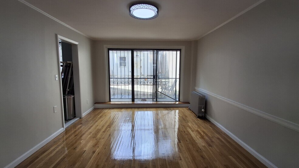 Living room - 330 Hudson St