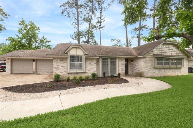 Primary Photo - 13910 E Cypress Forest Dr