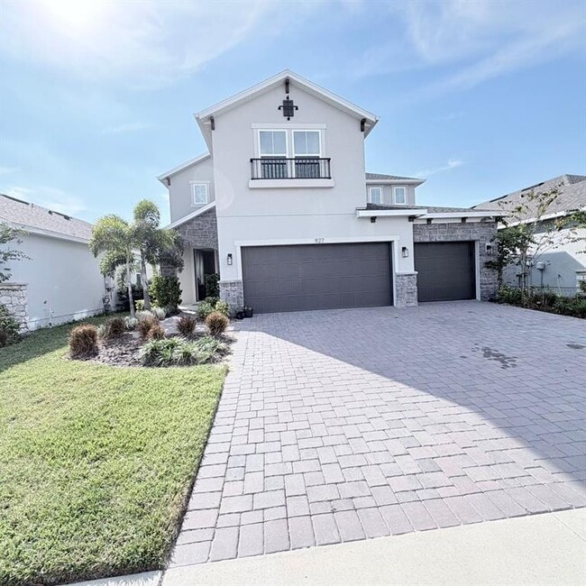 Primary Photo - 927 Vineyard Rdg Rd