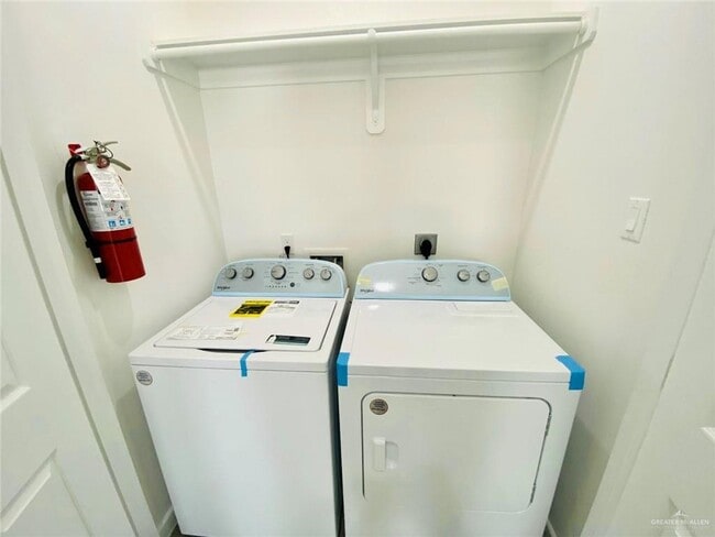 Building Photo - 12 Marcela Dr