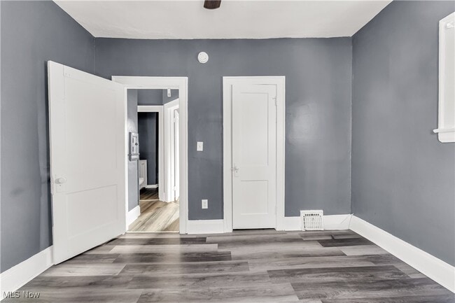 Building Photo - 430 E 149th St