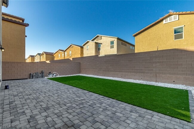 Building Photo - 3812 Corellia Ave