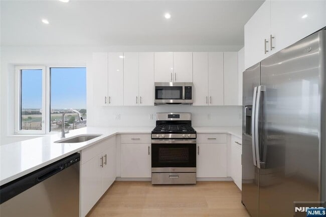 Building Photo - 3309 Liberty Ave