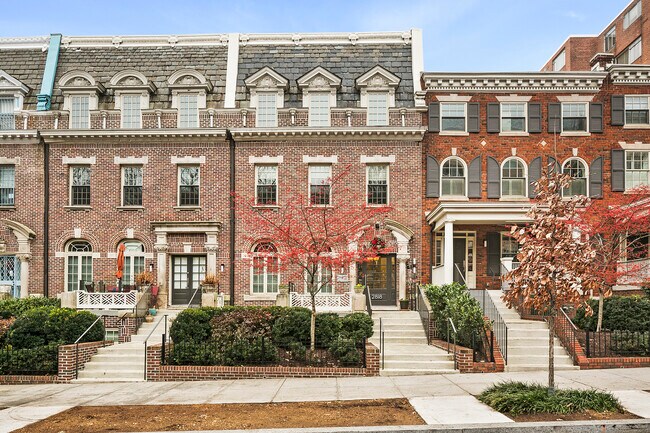 Building Photo - 2818 Connecticut Ave NW