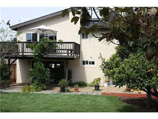 Building Photo - Del Mar Heights Home - West of the 5