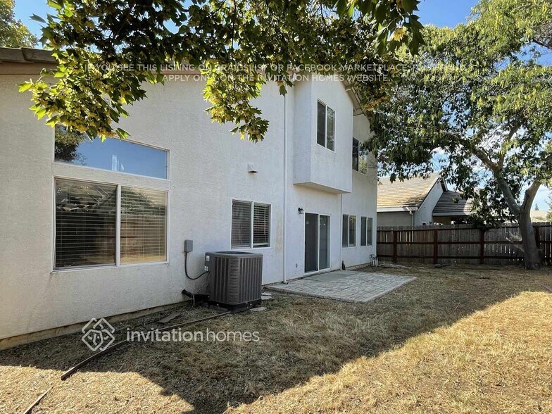 Building Photo - 9255 Boulder Falls Ct