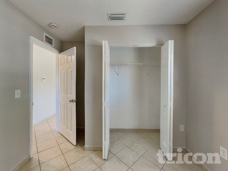 Building Photo - 505 22nd Terrace E