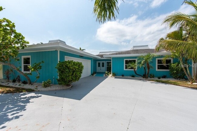 Building Photo - 4643 Bay Crest Dr