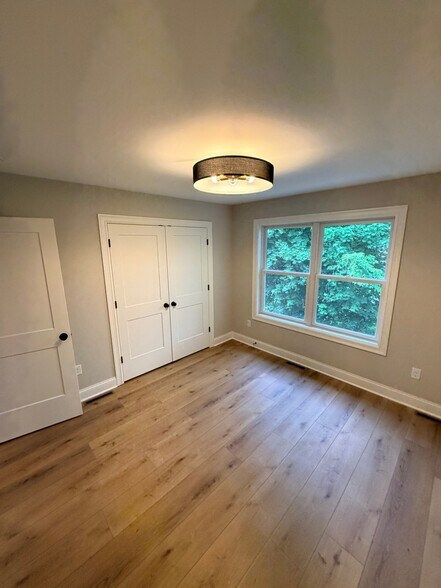 Building Photo - 4035 California Rd