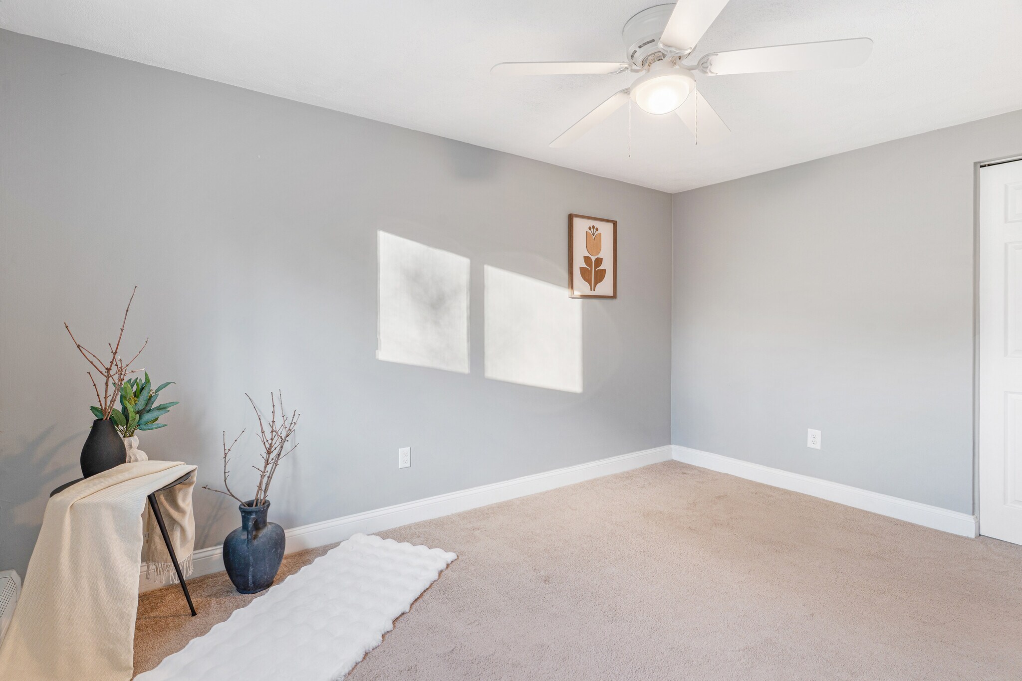 Building Photo - 10 Woodcrest Ct