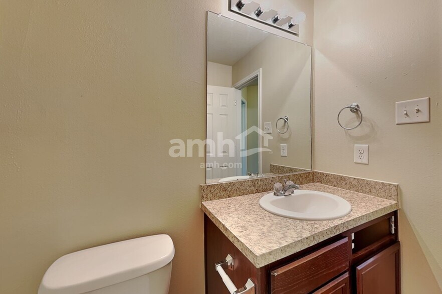 Building Photo - 15458 Bammel Oaks Ct