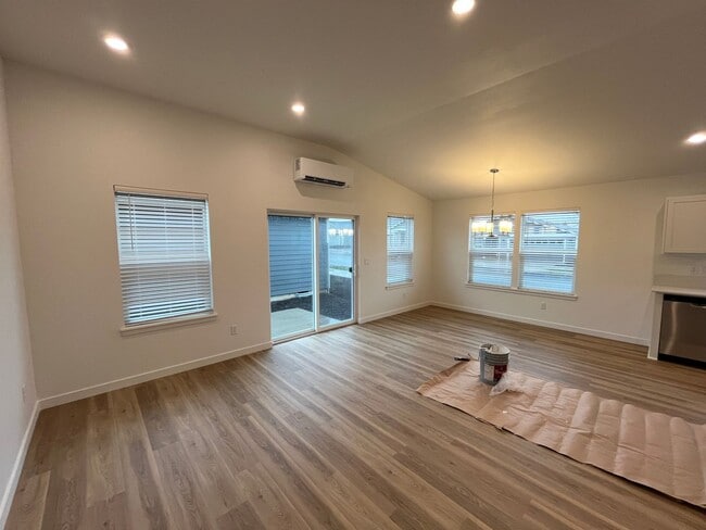 Building Photo - Newly Constructed Four Bedroom Home