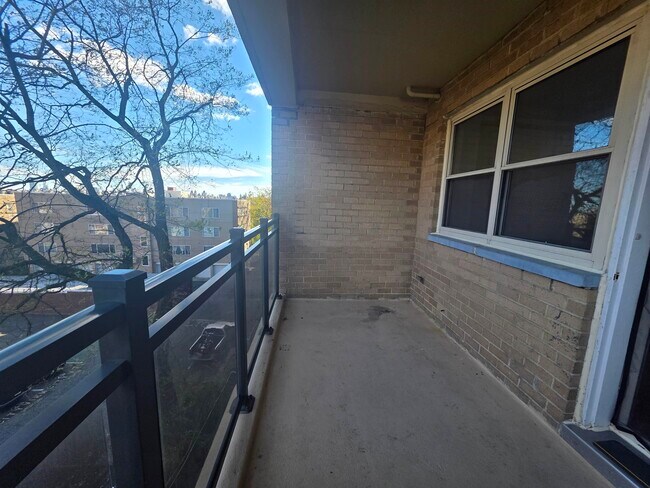 Building Photo - 7100 JFK Blvd E