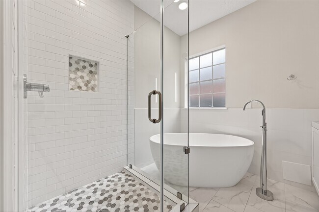 Building Photo - 9014 Pheasant Trace Ct