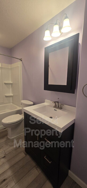 Building Photo - 2515 Sugar Tree Dr