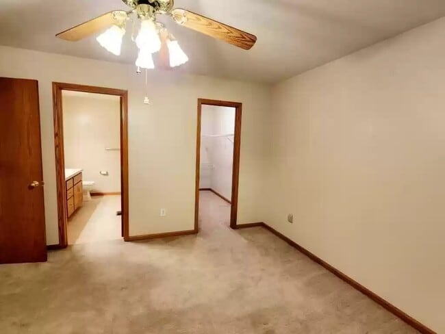 Building Photo - 1301 Sierra Dr