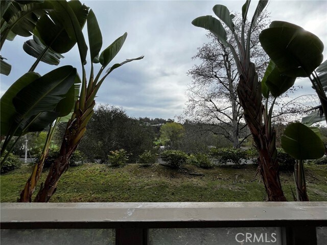 Building Photo - 30902 Club House Dr