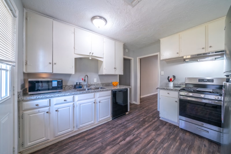 Building Photo - 7237 Boggess Rd