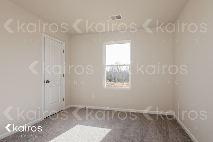 Building Photo - 453 Wagon Trail