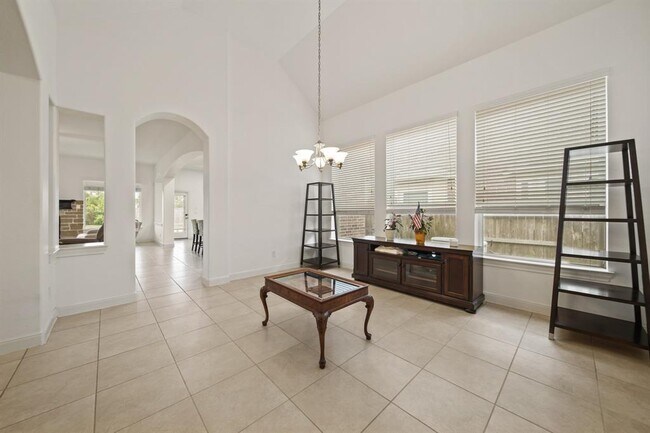 Building Photo - 7413 Woodward Springs Dr