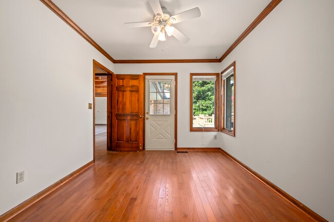 Building Photo - 26 Canter Ct