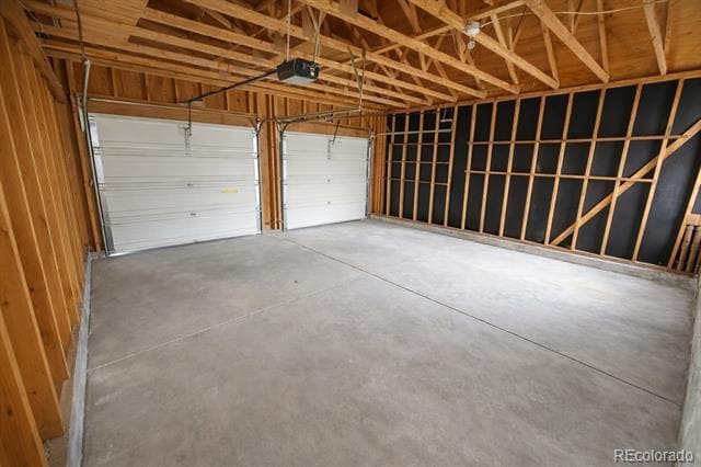 Building Photo - 6726 S Dahlia Ct