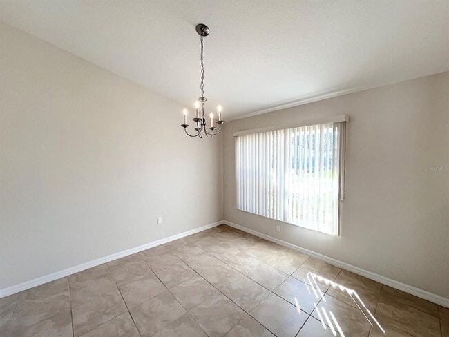 Building Photo - 9 Raemond Ln