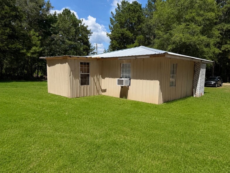 Building Photo - 164 Co Rd 179