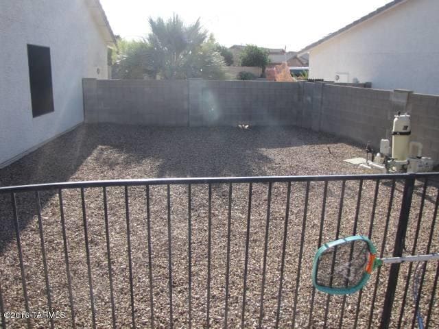 Building Photo - 7960 S Carbury Way