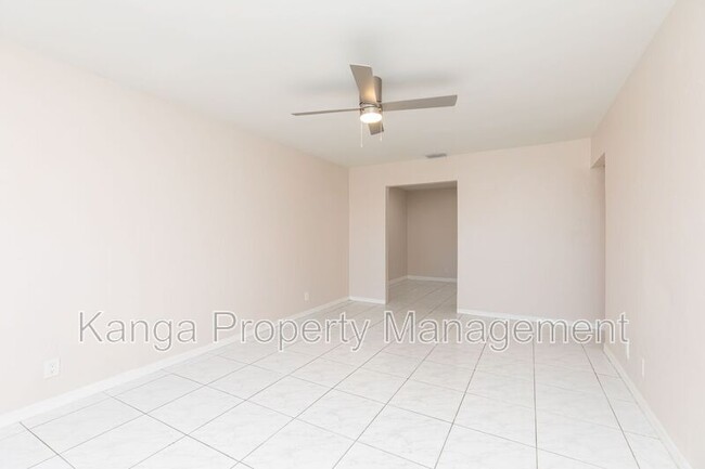 Building Photo - 7750 SW 10th Ct