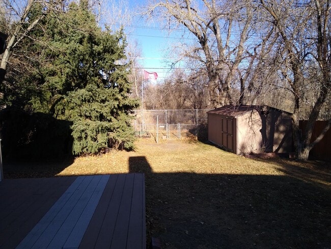 Building Photo - Stunning Ranch Home - Amazing Location - Backs up to Cherry Creek Trail