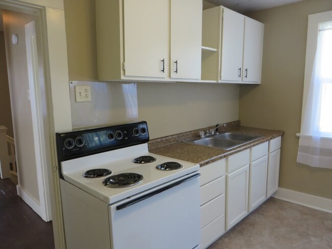 Building Photo - 1521 Taylor St